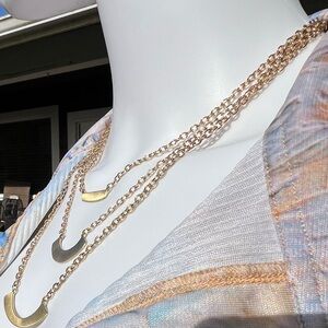 Banana Republic Gold Triple Chain Necklace. NWT.